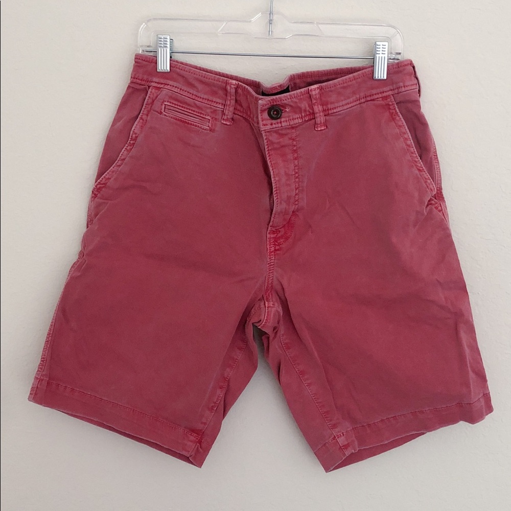 Classic shorts faded red